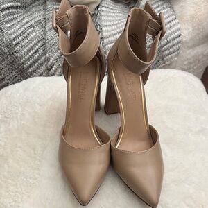 Michael Kori Women's Beige Block Heels